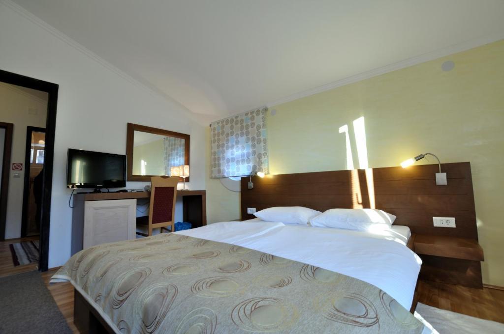 Vila Duric - Ex Hotel Duric Petrovac Quarto foto
