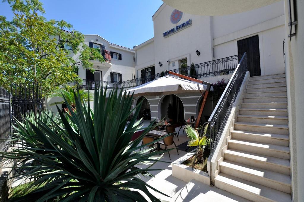 Vila Duric - Ex Hotel Duric Petrovac Exterior foto