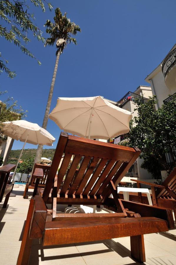 Vila Duric - Ex Hotel Duric Petrovac Exterior foto